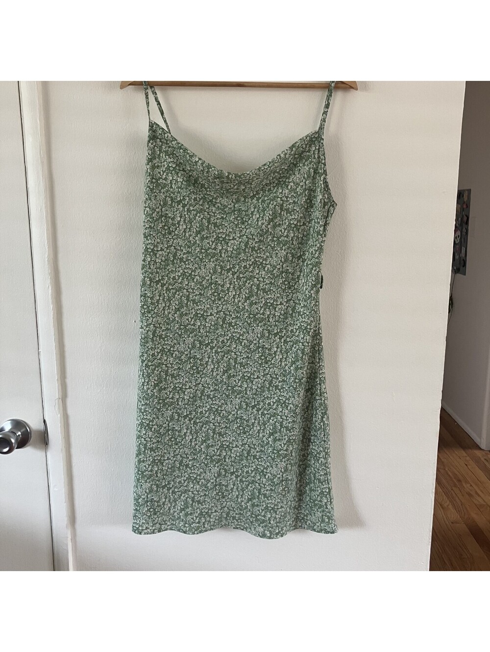 Earth Fairy Slip Mini Dress Green Floral Cowl Neck Sz M Ethereal Earthy Romantic